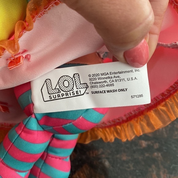 L.O.L. Surprise! Jumbo 15” NEON Q.T. Stuffed HUGGABLE Plush Doll BFF - Picture 6 of 9